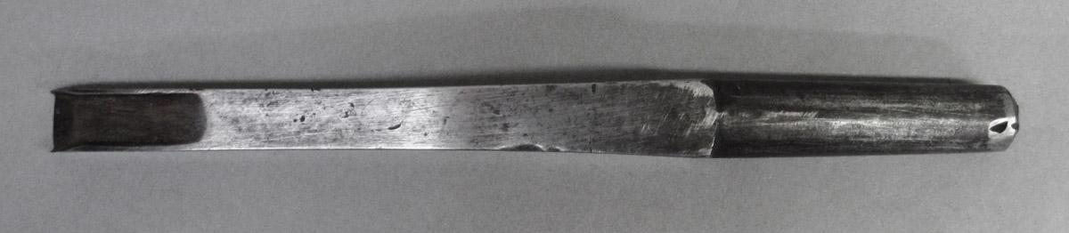 1995.0006.080 Machine mortise chisel, side 1
