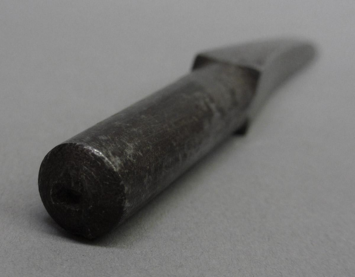1995.0006.084 Machine mortise chisel, tang end detail