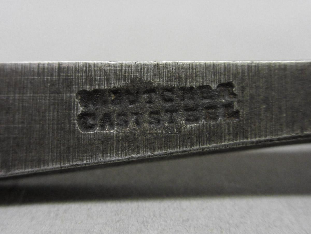 1995.0006.086 Skew carving chisel, mark 1 detail