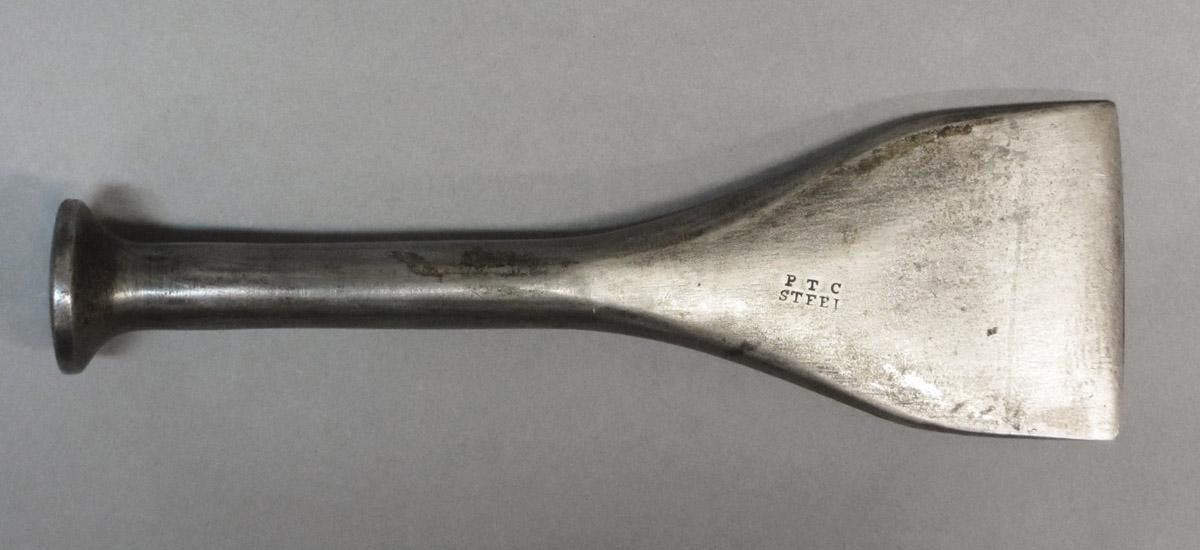 1995.0006.087 Caulking iron