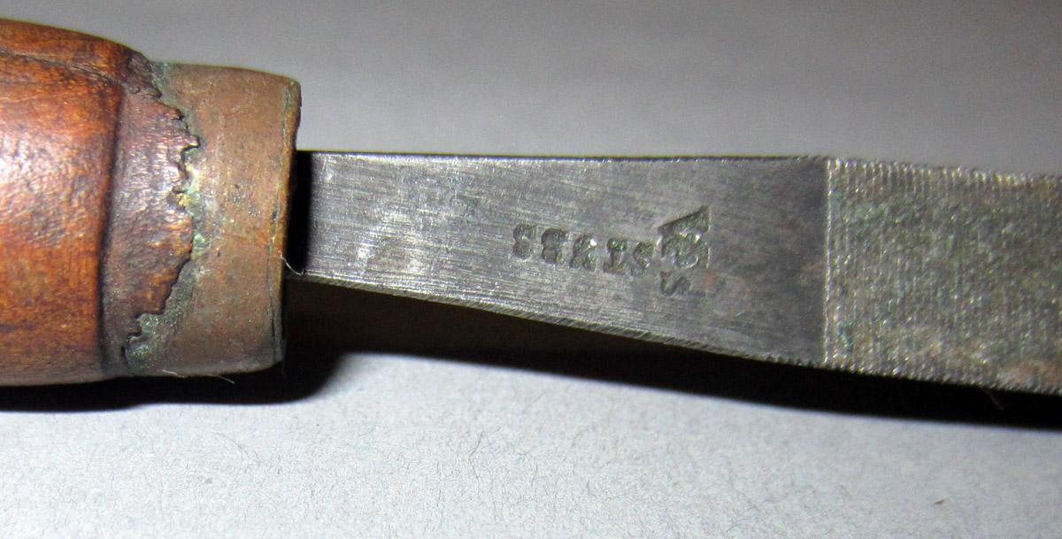 1995.0006.92 Three-square file, Mark