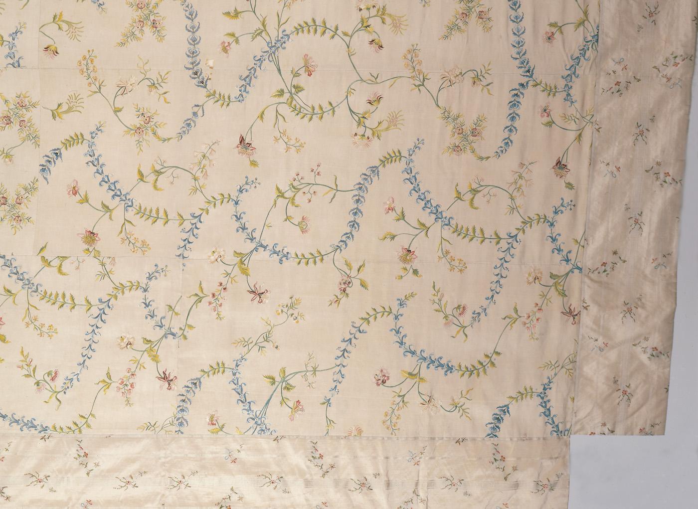 1952.0346.002 Bedcover