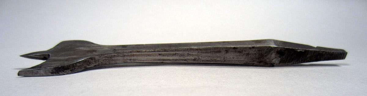 1995.0006.127 Center bit, Side