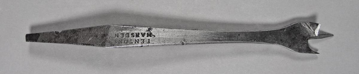 1995.0006.128, Center bit, side 1