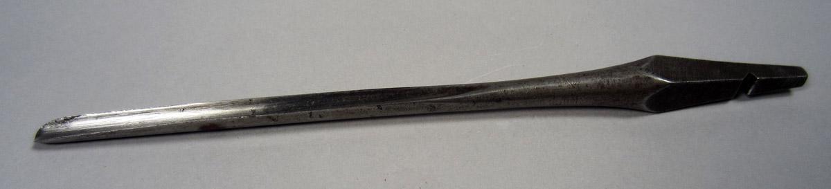 1995.0006.143 Spoon bit, View 1
