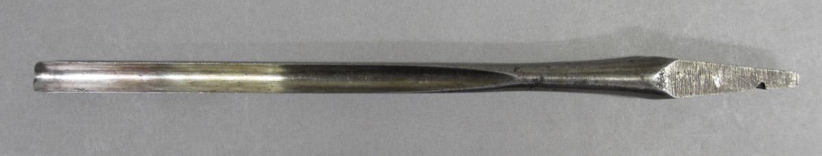 1995.0006.145 Spoon bit, side 1