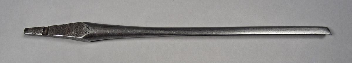 1995.0006.158, Nose bit, side 2