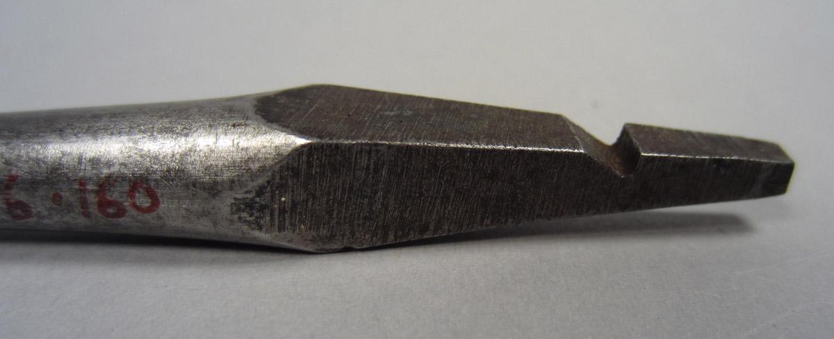 1995.0006.160 Nose bit, Tang