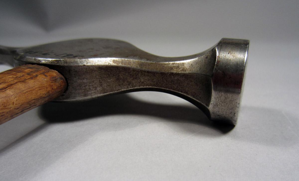 1995.0006.195 Warrington hammer, Head 4