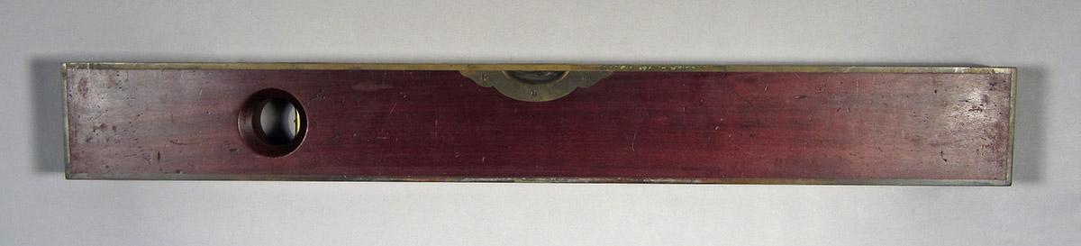 1995.0006.196, Spirit level, side 2