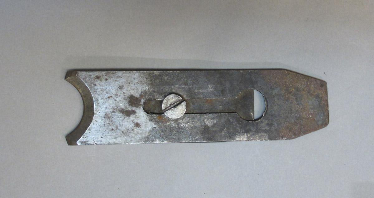 1995.0006.207 Hollow Plane, Iron View 2