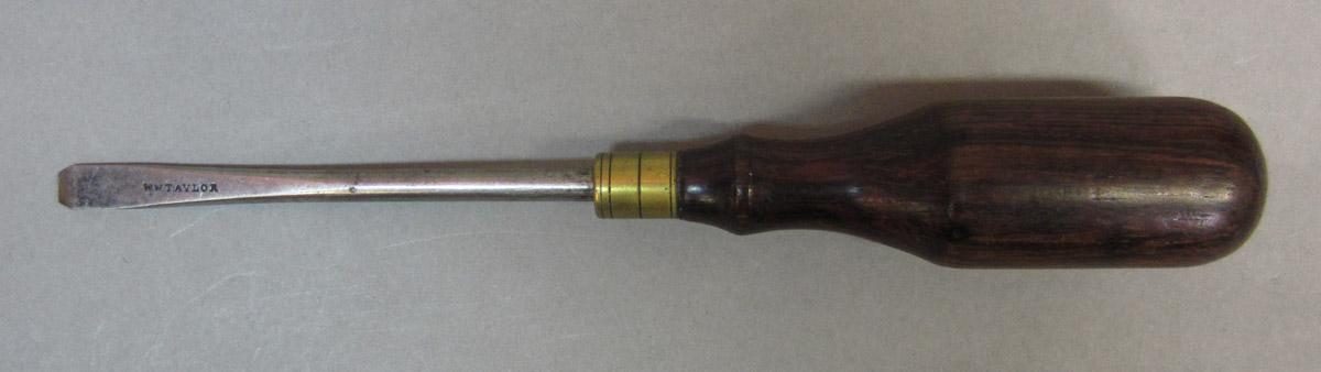 1995.0006.209 Turnscrew, side 1