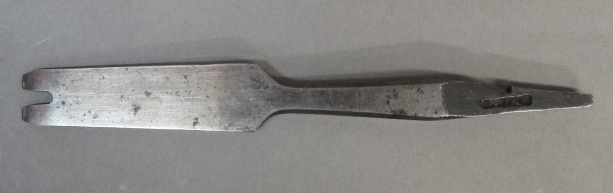 1995.0006.218 Forked screwdriver bit, side 1