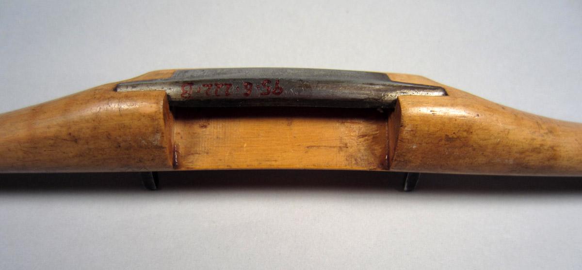 1995.0006.222 A-B Spokeshave, Iron