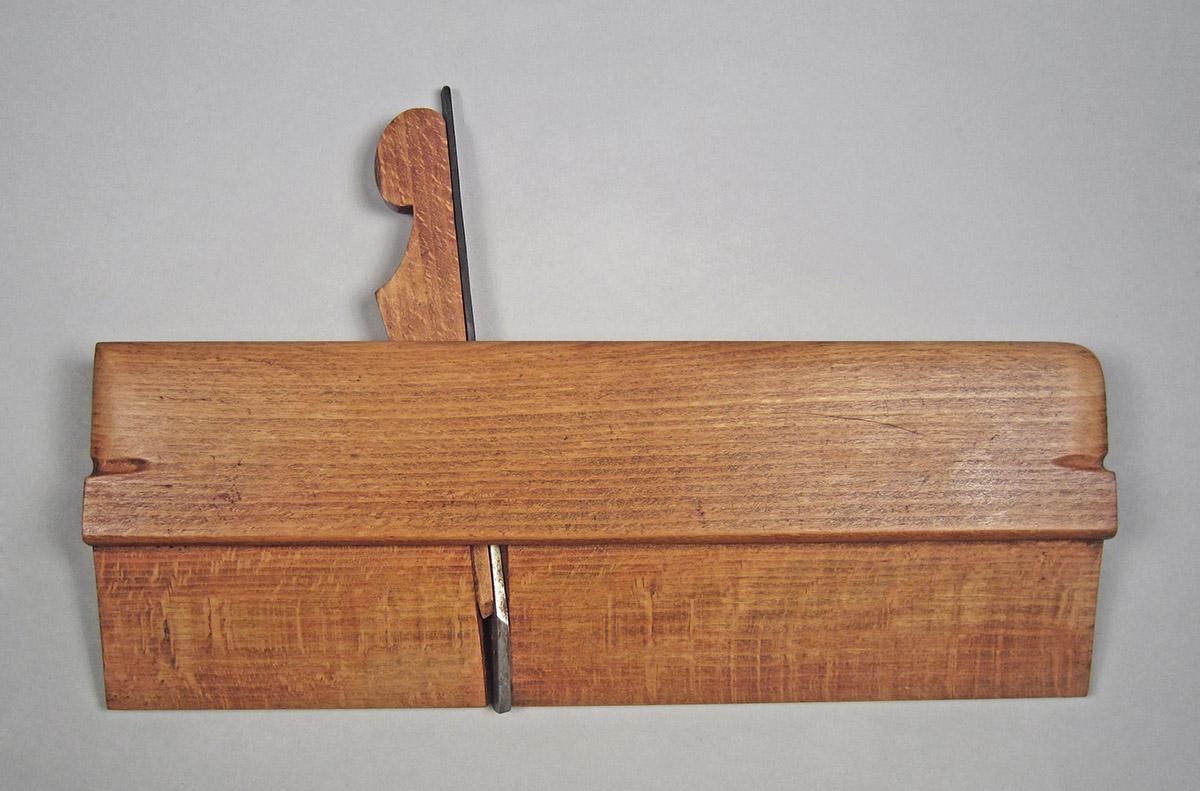 1995.0006.232 A-C, Rabbet plane, overall side 1
