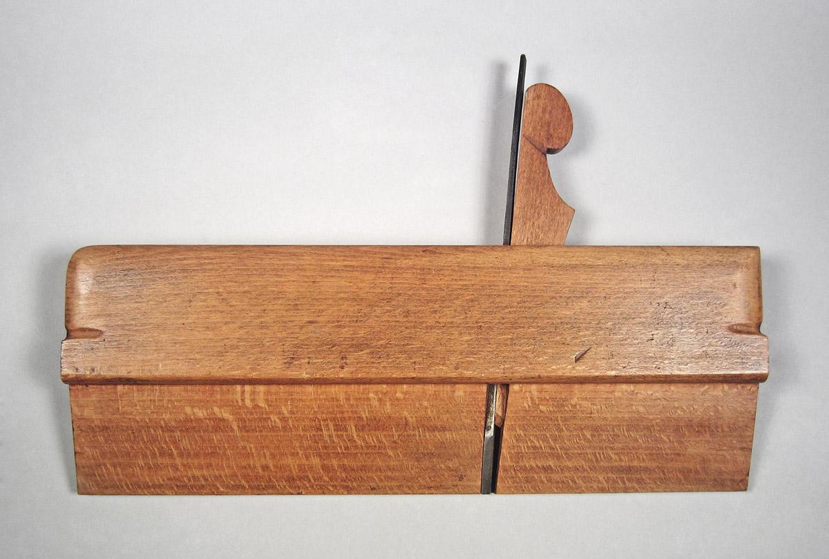 1995.0006.233 A-C, Rabbet plane, side 1