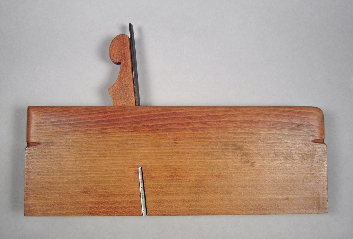 1995.0006.233 A-C, Rabbet plane, side 2