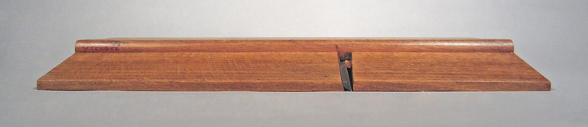 1995.0006.233 A-C, Rabbet plane, sole