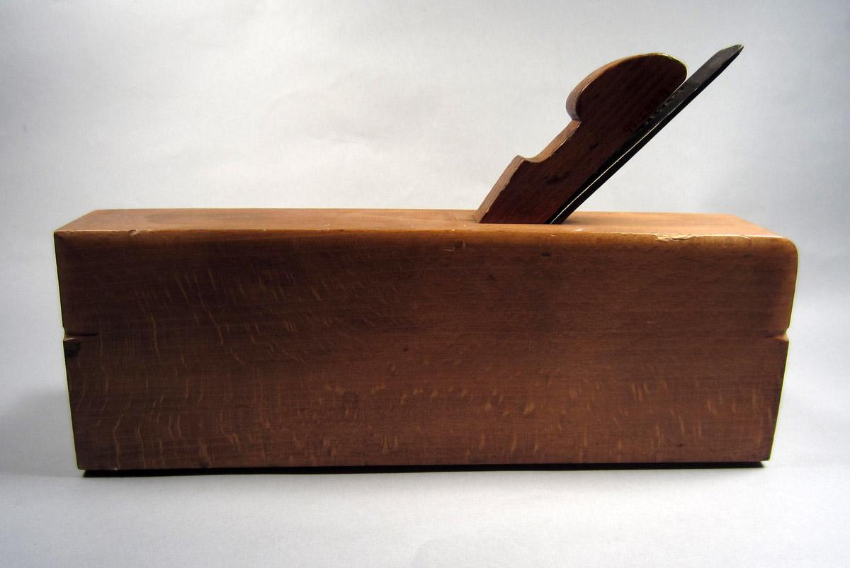 1995.0006.235 A-C Bead plane, Back