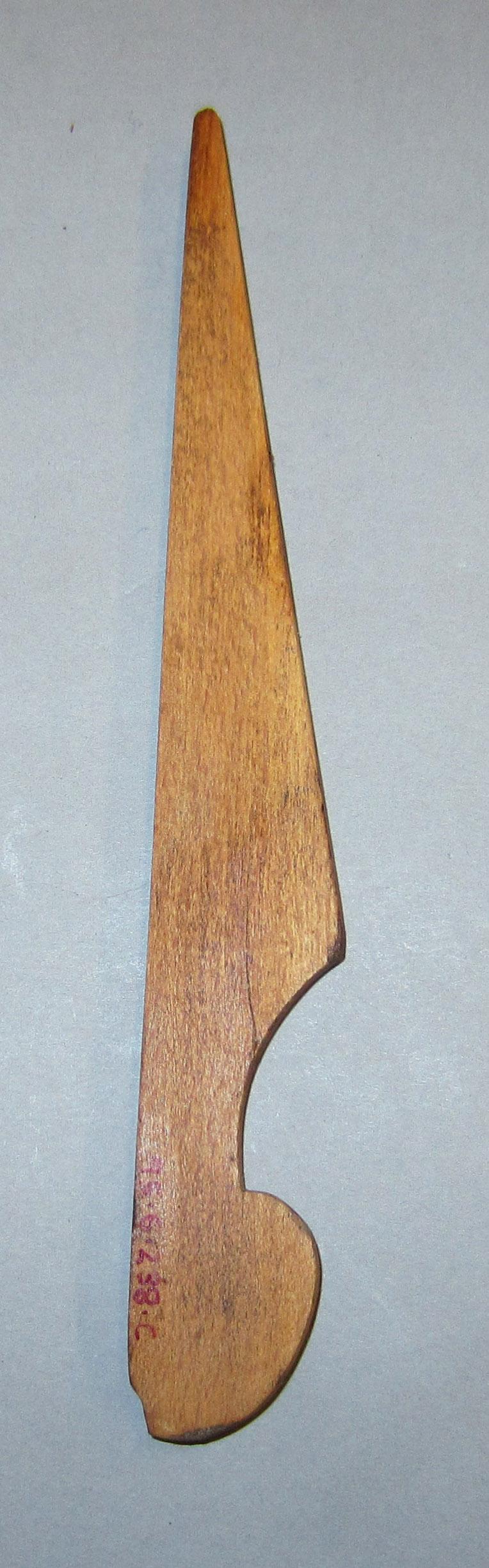 1995.0006.238 C Bead plane, Wedge view 1