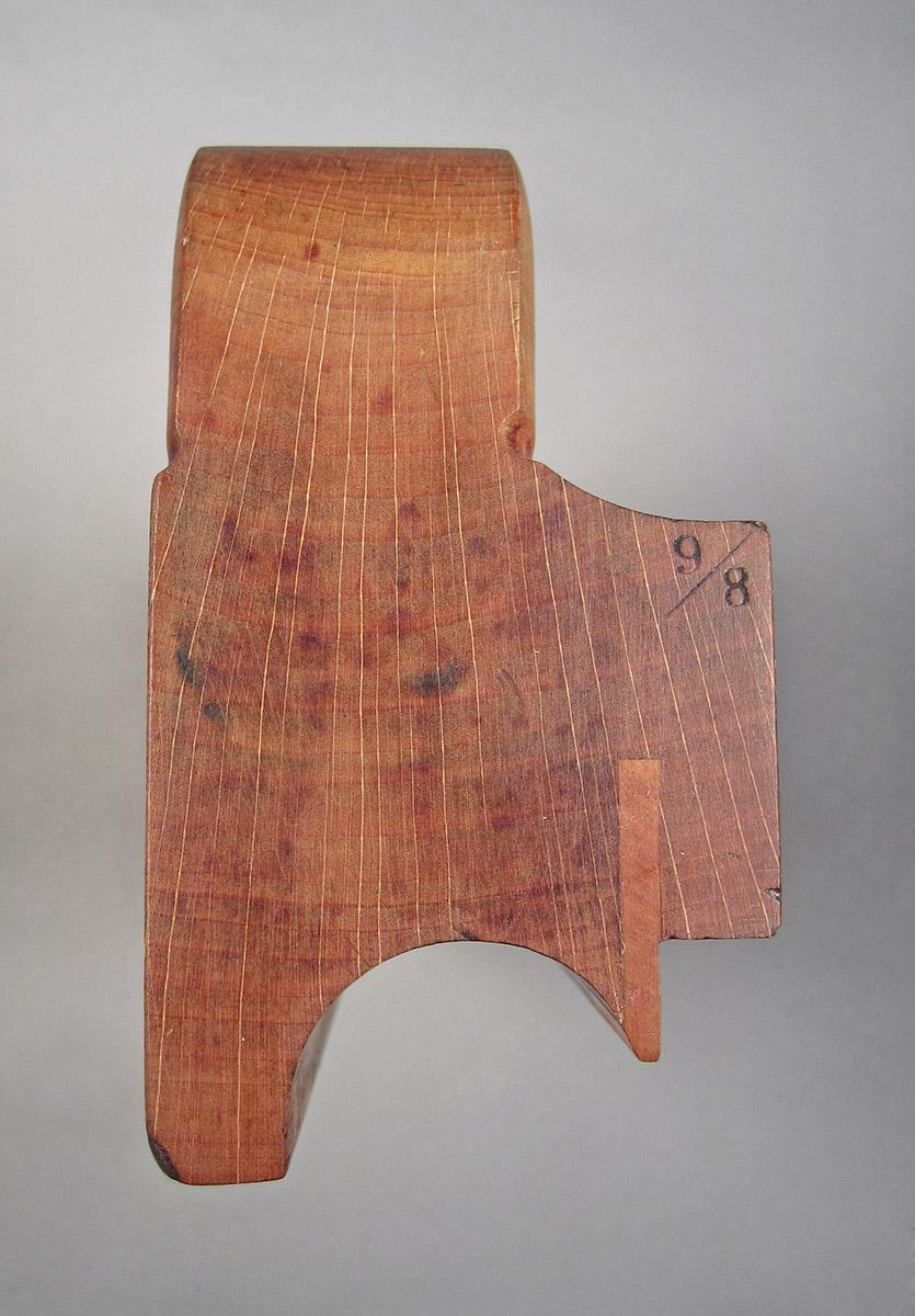 1995.0006.240 A-C, Molding plane, heel