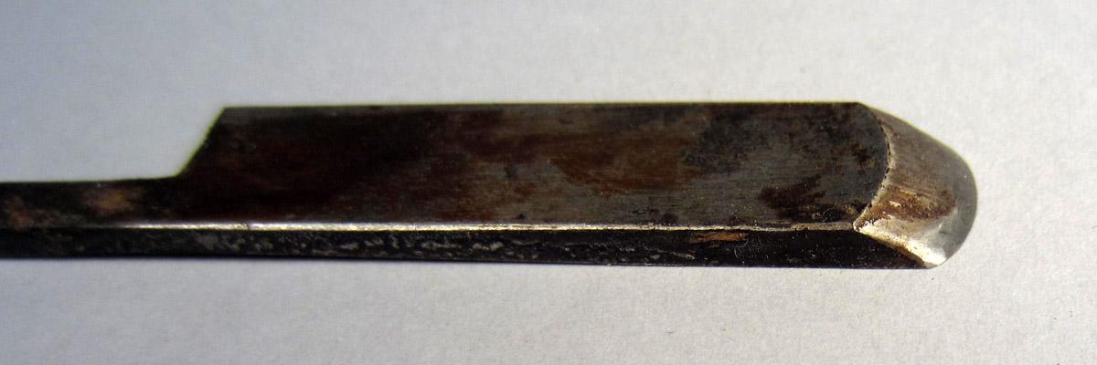 1995.0006.249 B Round plane, Edge