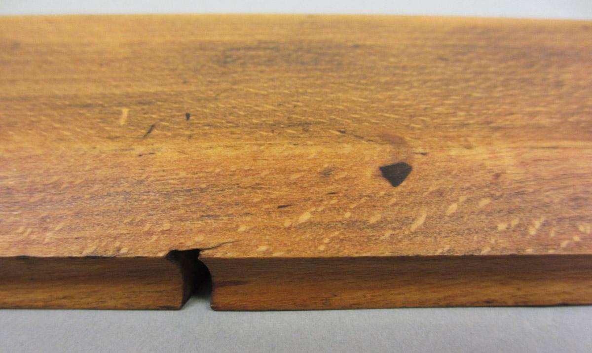 1995.0006.258 Hollow plane, stock mouth detail