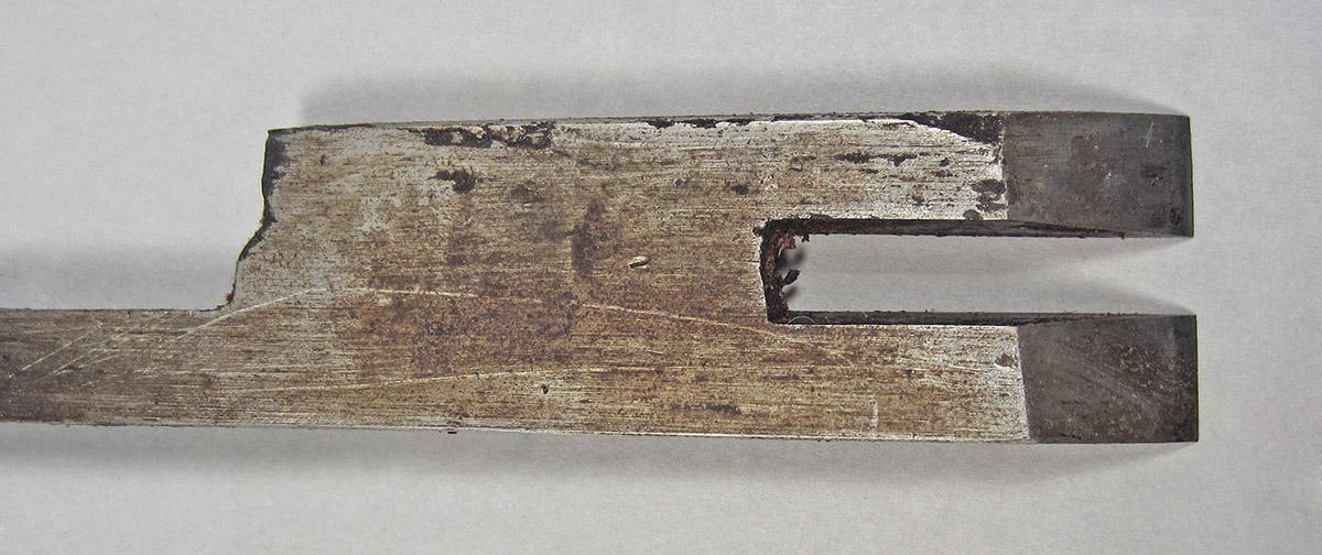 1995.0006.261 A-C, Tongue plane, blade edge
