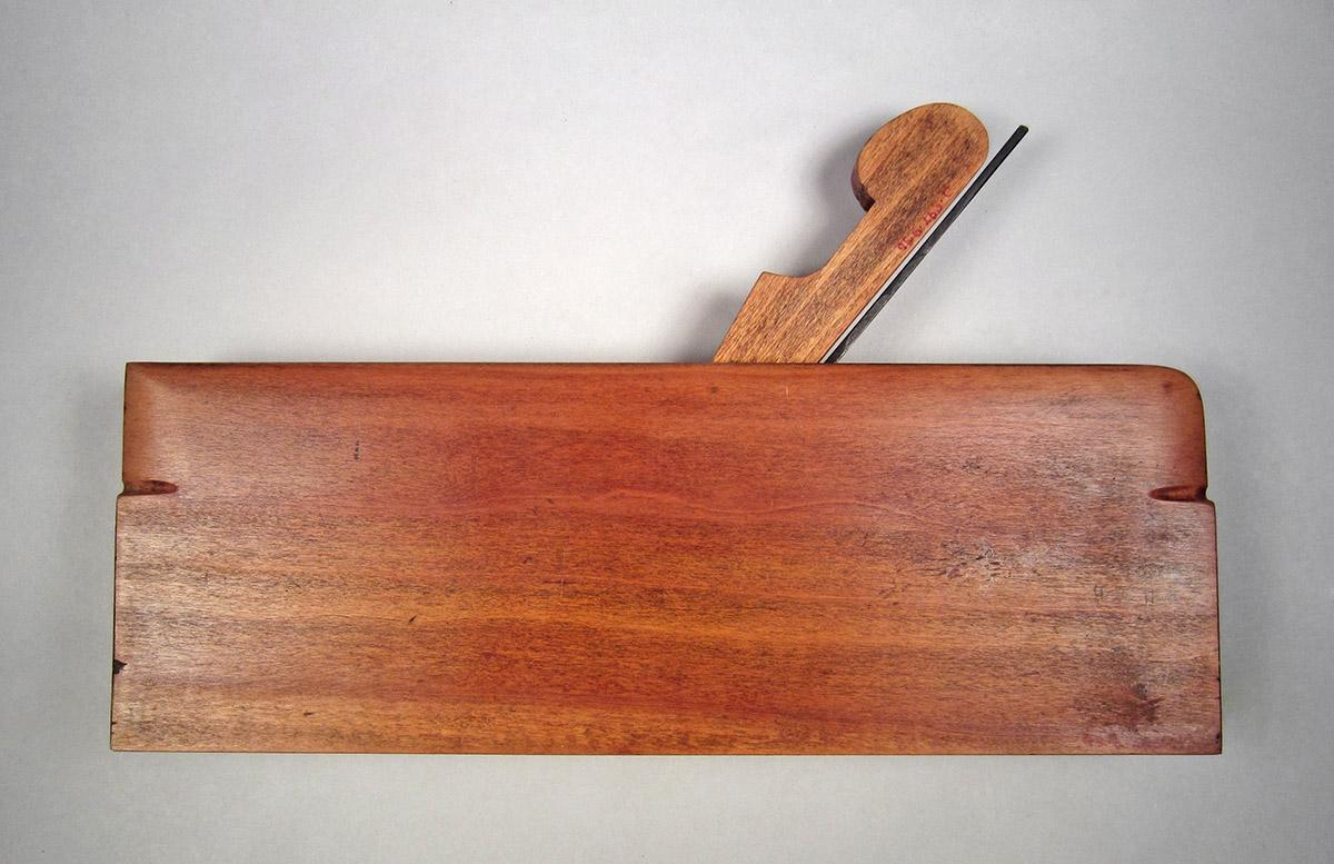 1995.0006.263 A-C, Molding plane, overall side 2