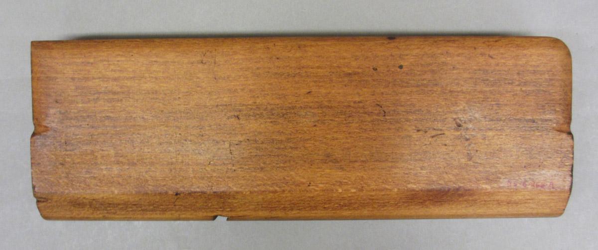 1995.0006.266 Round plane, stock side 2