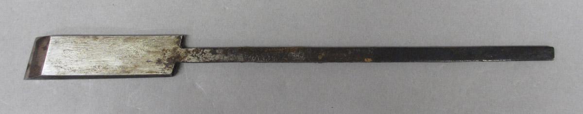 1995.0006.269 Rabbet plane, blade side 1