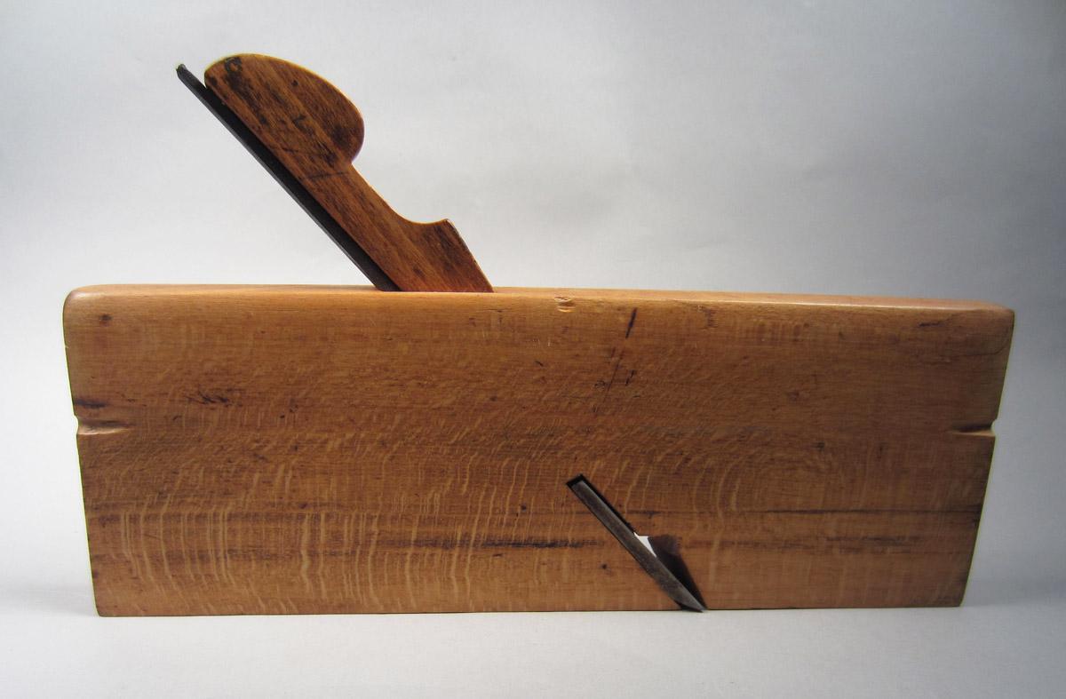 1995.0006.265 A-C Rabbet plane, View 2