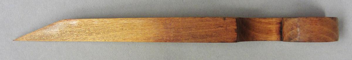 1995.0006.273 Molding plane, wedge side 2