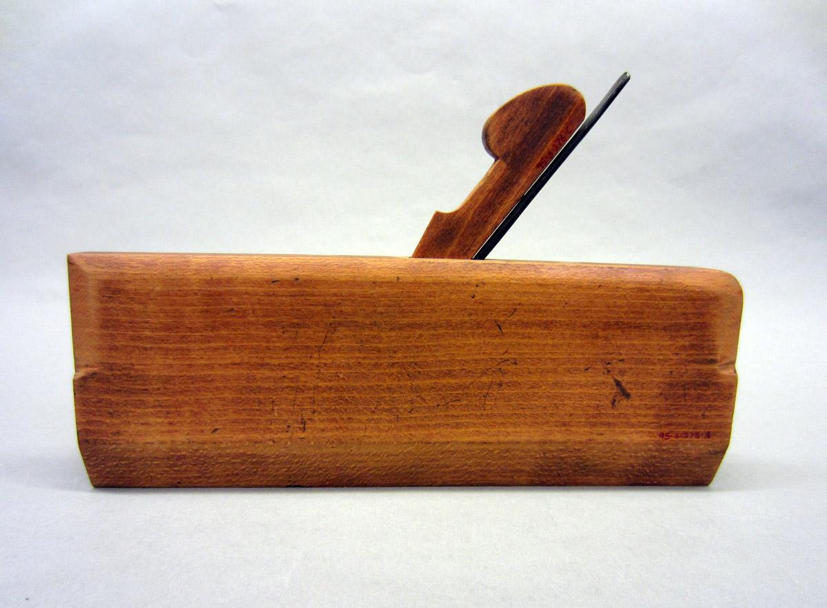 1995.0006.276 A-C Hollow plane, View 2