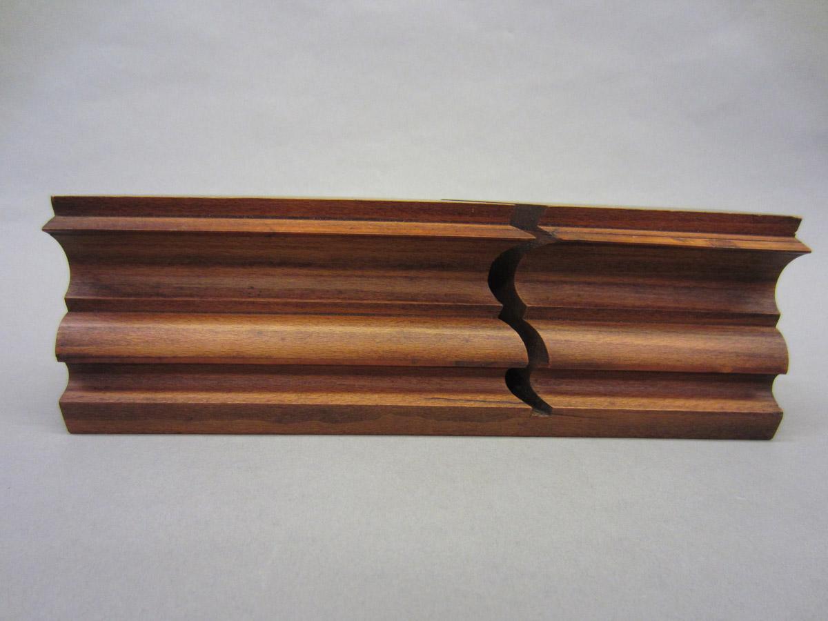 1995.0006.282 A Molding plane, Underside