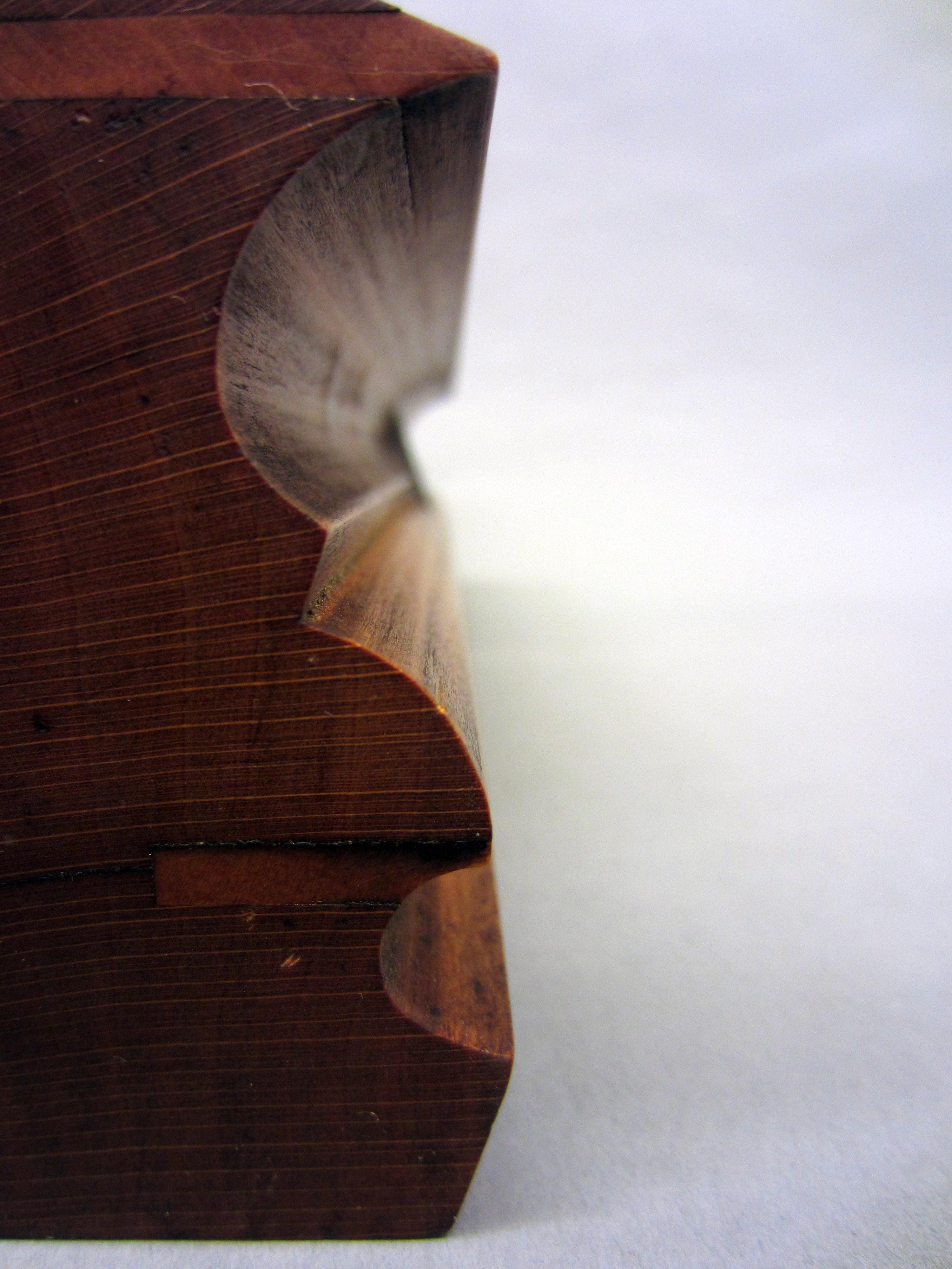 1995.0006.282 A Molding plane, Profile