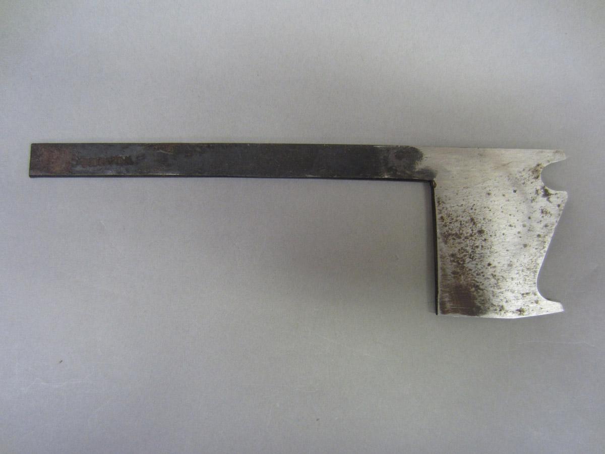 1995.0006.282 Molding plane, Iron 2