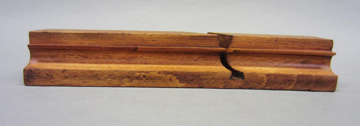 1995.0006.284 A Bead plane, Underside