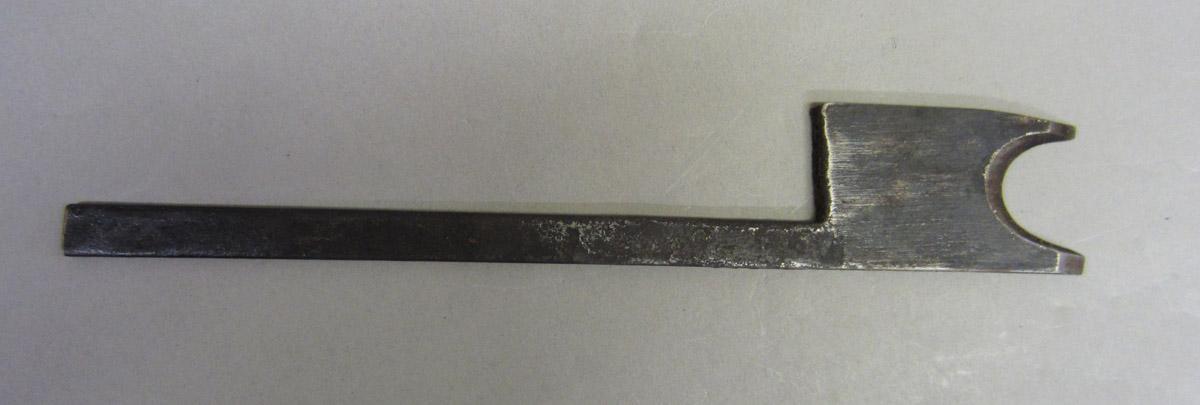 1995.0006.285 B Bead plane, Iron view 1