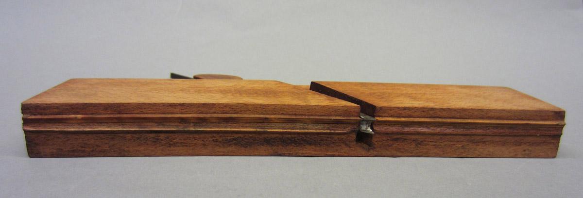 1995.0006.288 Molding plane, Underside