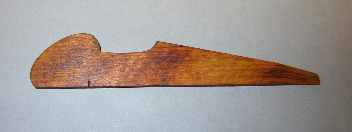 1995.0006.288 Molding plane, Wedge view 2
