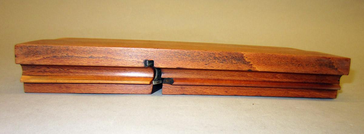 1995.0006.289 A Bead plane, Underside
