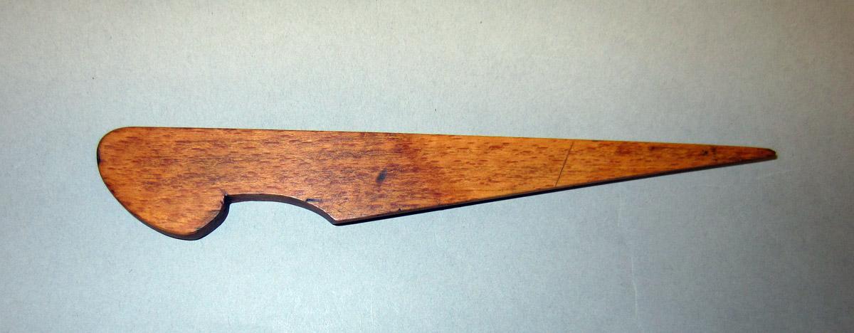 1995.0006.289 C Bead plane, Wedge 1