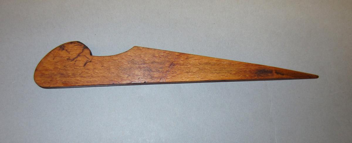 1995.0006.289 C Bead plane, Wedge 2