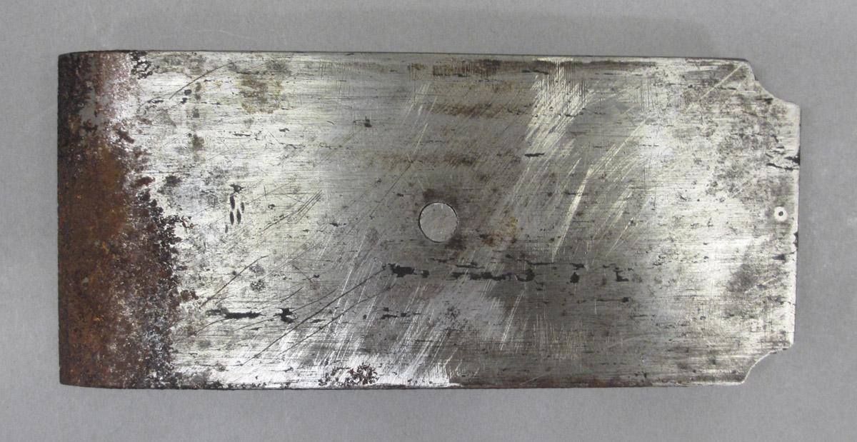1995.0006.295 Plane cap iron, bottom view