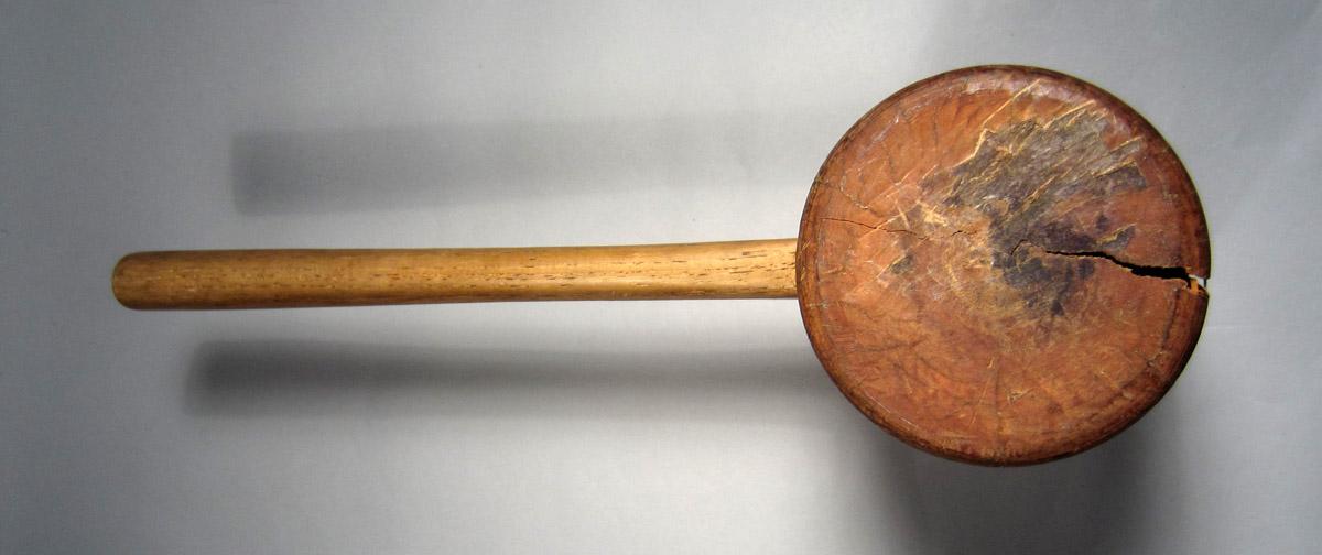 1995.0006.301 Mallet, Side