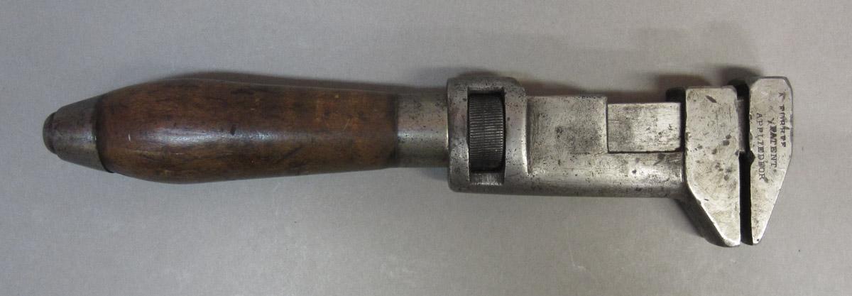 1995.0006.302 Screw wrench, side 1