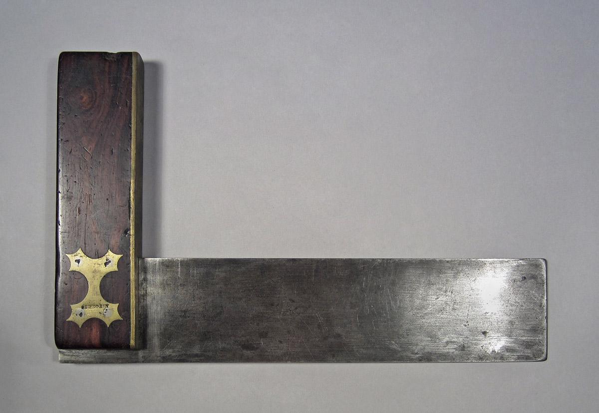 1995.0006.304, Square, side 2