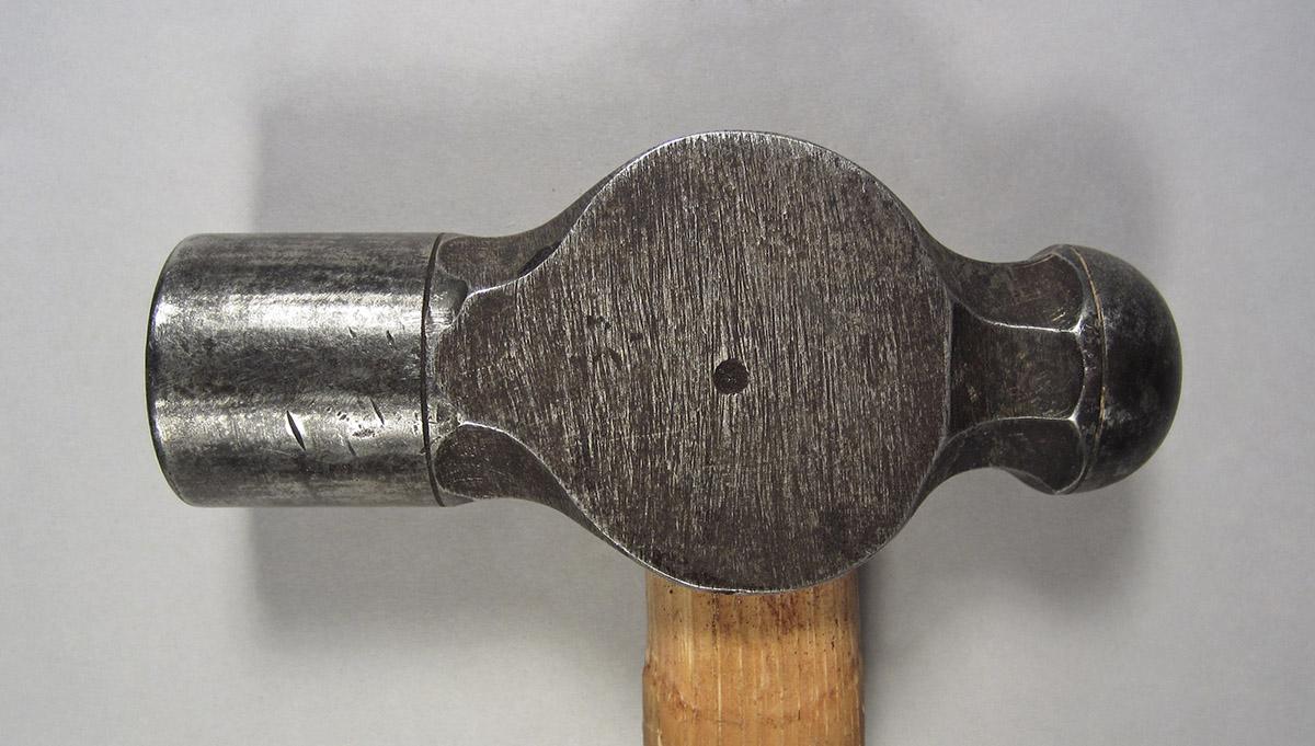 1995.0006.305 A, B, Hammer, head side 1