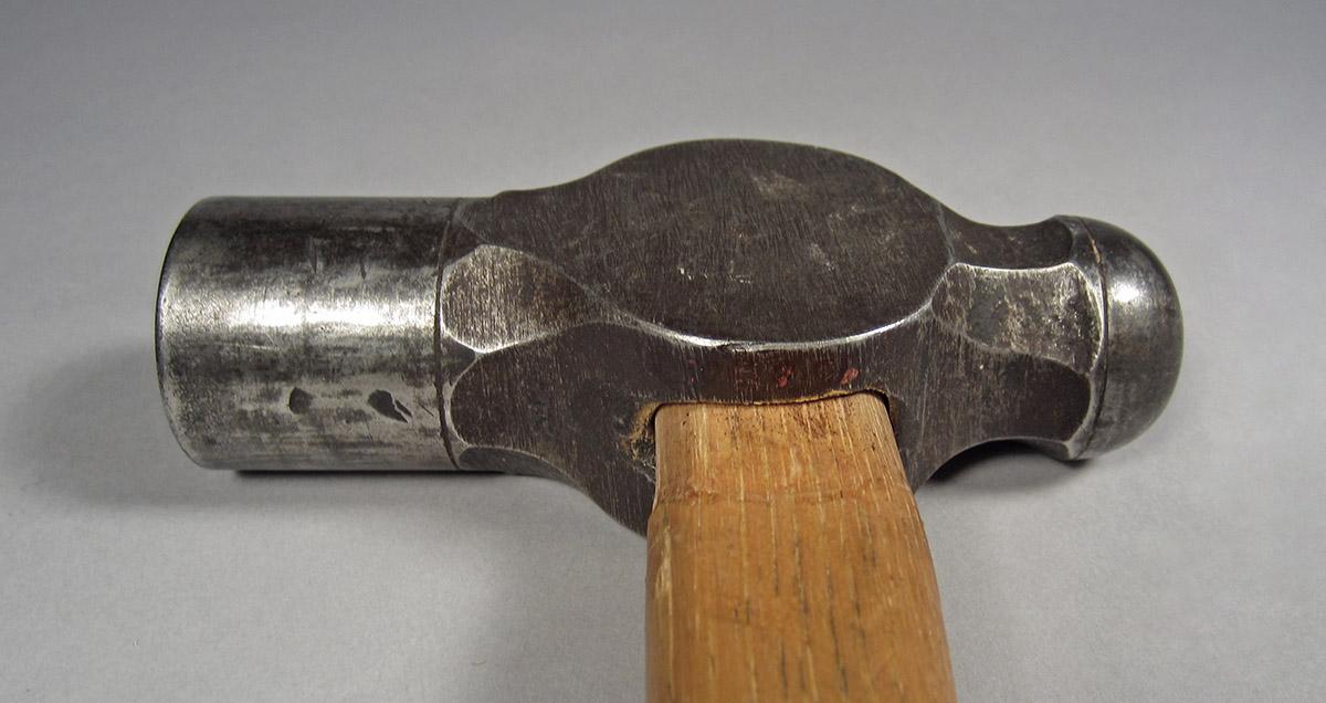 1995.0006.305 A, B, Hammer, head bottom